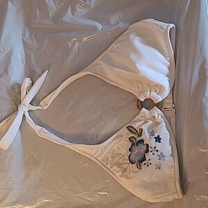 White Floral Embroidered Halter Bikini Top With Wooden Ring, Size 10